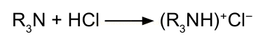 Equação química R₃N + HCl → (R₃NH)⁺Cl⁻.